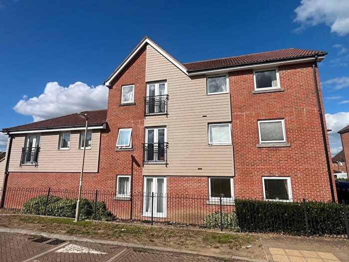 1 Bedroom Flat For Sale In Englefield Way, Basingstoke, Hampshire, RG24