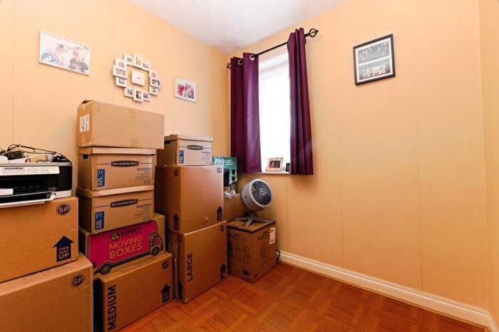 3 Bedroom Terraced House For Sale In Tintern Road, Carshalton, SM5