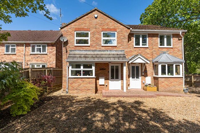 3 Bedroom Semi-Detached House For Sale In Station Road, Alderholt, SP6