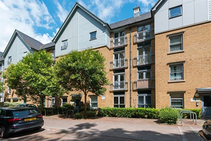 2 Bedroom Apartment For Sale In St. Andrews Close, Canterbury, CT1