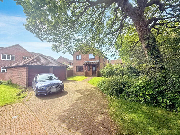 4 Bedroom Detached House For Sale In Stargate Close, Langley Park, Durham, Durham, DH7