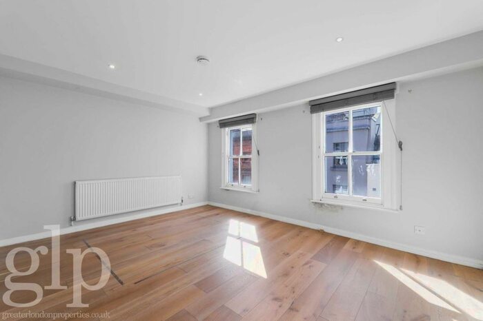 2 Bedroom Flat To Rent In Berwick Street, Soho, W1F