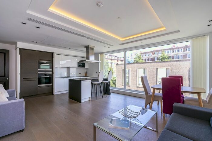 2 Bedroom Flat To Rent In Kensington High Street, London, W14