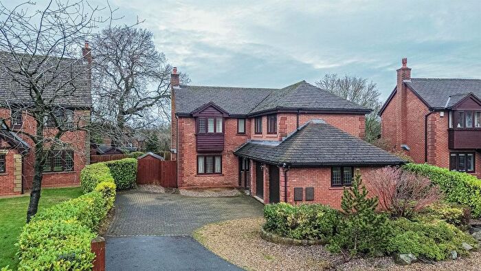 5 Bedroom Detached House For Sale In Chartwell Gardens, Appleton, Warrington, WA4