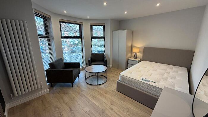 Studio To Rent In Clyde Road, West Didsbury, M20