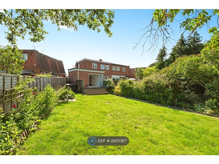 2 Bedroom Maisonette To Rent In Heathfield Road, Hitchin, SG5