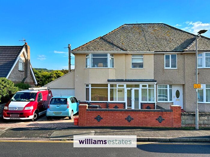 4 Bedroom Semi-Detached House For Sale In Beach Road West, Prestatyn, LL19