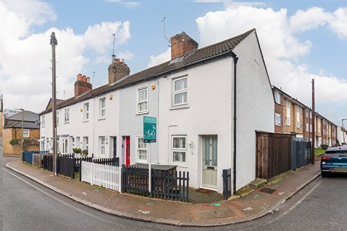 2 Bedroom End Terrace House For Sale In Wharton Road, Bromley, BR1