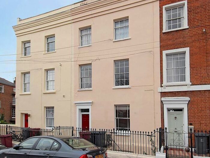 1 Bedroom Flat To Rent In Coley Hill, Reading, RG1