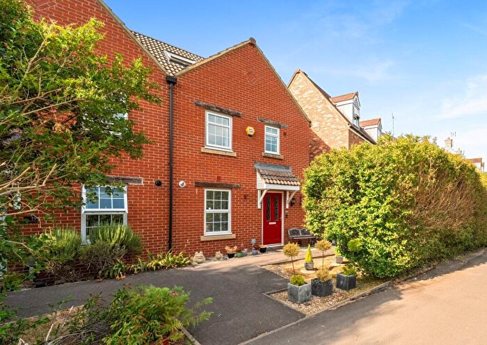 4 Bedroom Semi-Detached House For Sale In Charmind Walk, Haydon End, Swindon, SN25