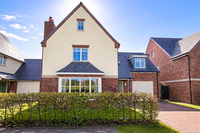 5 Bedroom Detached House For Sale In Well Field Way, Hankelow, Cheshire, CW3