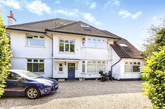 2 Bedroom Apartment For Sale In Beechey Road, East Common, Bournemouth, BH8