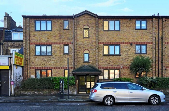 1 Bedroom Flat To Rent In Hackney Road, Bethnal Green, London, E2