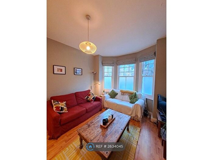 1 Bedroom Flat To Rent In Morat Street, London, SW9