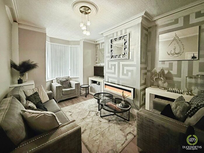 5 Bedroom Terraced House For Sale In Pendle Street, Nelson, BB9