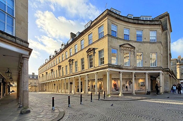 2 Bedroom Flat For Sale In Bath Street, Bath, BA1