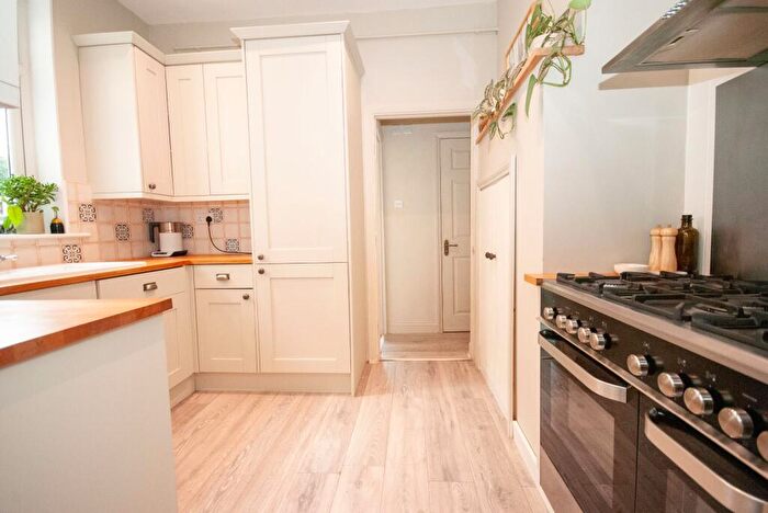 1 Bedroom Flat To Rent In Rockleigh Avenue, Leigh-on-Sea, SS9