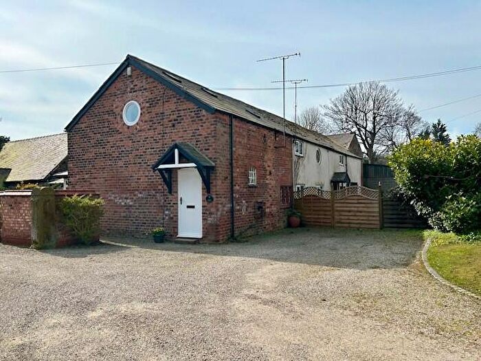 2 Bedroom Barn Conversion To Rent In Rossett, Wrexham, LL12