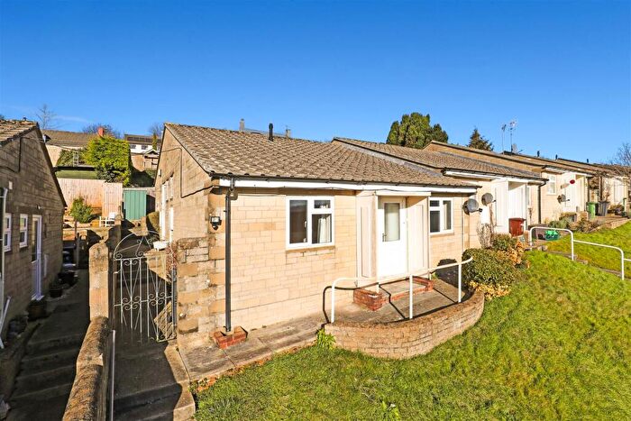 2 Bedroom Bungalow For Sale In Westrip Place, Stroud, GL5