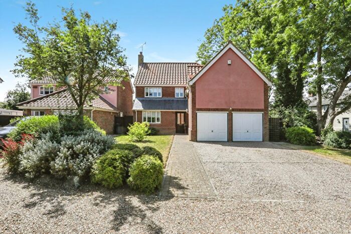 4 Bedroom Detached House For Sale In Old Orchard, Mendlesham, Stowmarket, Suffolk, IP14