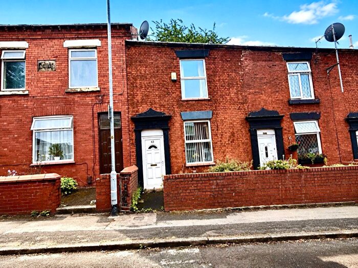2 Bedroom Terraced House For Sale In Warwick Street, Oldham, Greater Manchester, OL9