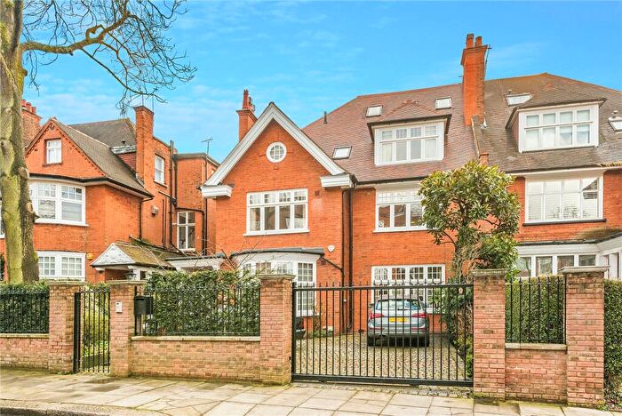 7 Bedroom Semi-Detached House To Rent In Bracknell Gardens, London, NW3