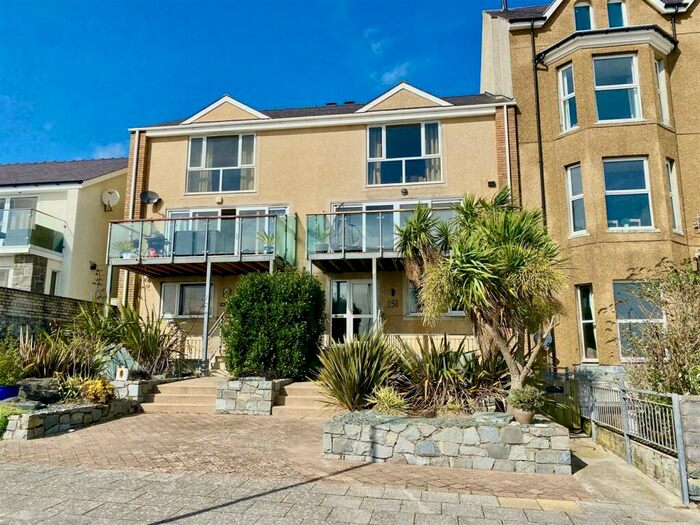 5 Bedroom Town House For Sale In Victoria Parade, Pwllheli, LL53