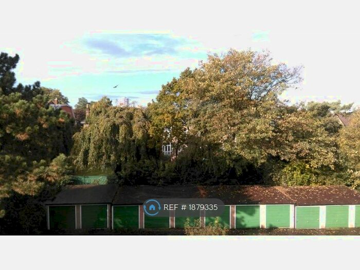 2 Bedroom Flat To Rent In Ashburton Road, Croydon, CR0