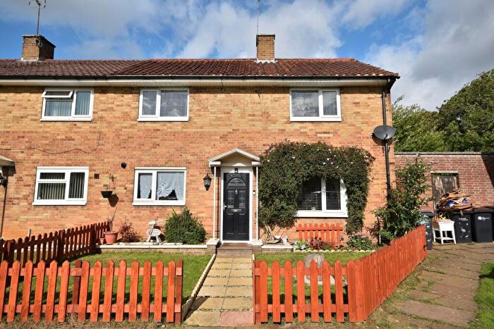 3 Bedroom End Of Terrace House For Sale In Glebeland Walk, Northampton, NN5