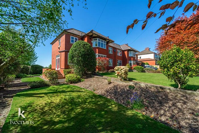 4 Bedroom Semi-Detached House For Sale In Ainsworth Hall Road, Bolton, BL2