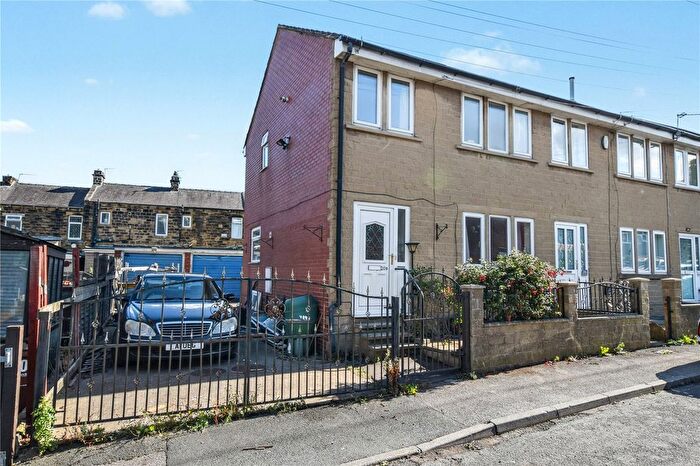 3 Bedroom Terraced House For Sale In Beech Street, Tingley, Wakefield, West Yorkshire, WF3