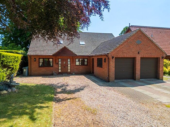 5 Bedroom Detached House For Sale In St. Johns Close, Coltishall, NR12