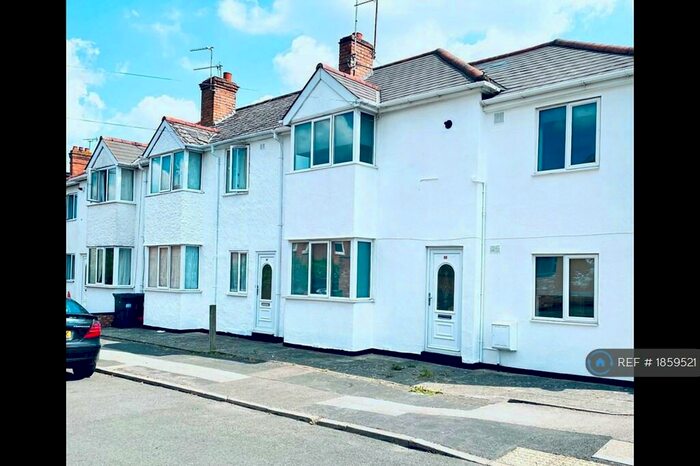 4 Bedroom Semi-Detached House To Rent In Eagle Street, Leamington Spa, CV31