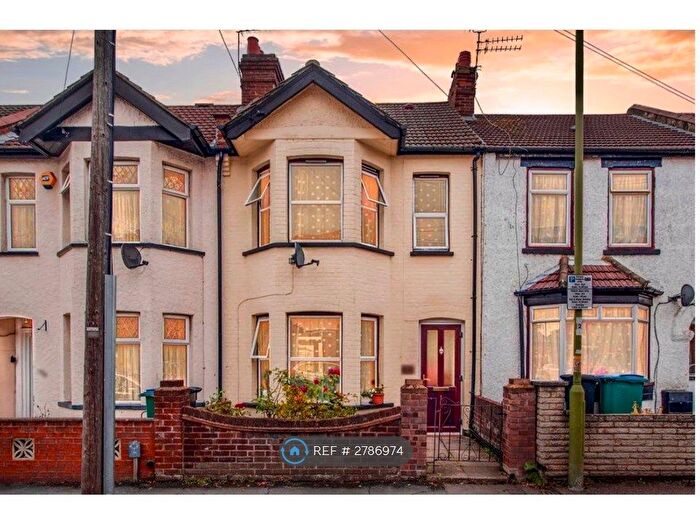 3 Bedroom Terraced House To Rent In Queens Avenue, Watford, WD18