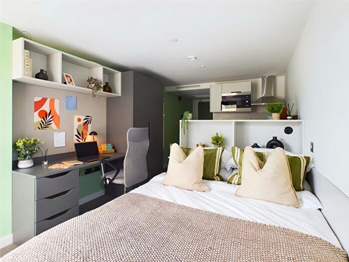 Studio To Rent In Frederick Street, Belfast, BT1