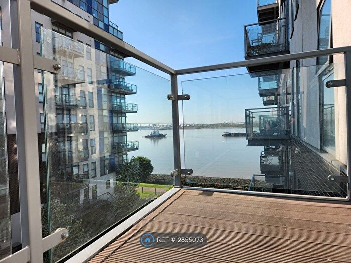 1 Bedroom Flat To Rent In Clovelly Place, Greenhithe, DA9