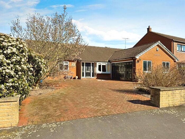 2 Bedroom Detached Bungalow For Sale In Water Meadows, Worksop, S80