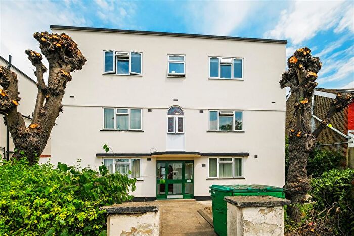 1 Bedroom Studio To Rent In Forest Lea, Holly Road, Wanstead, E11