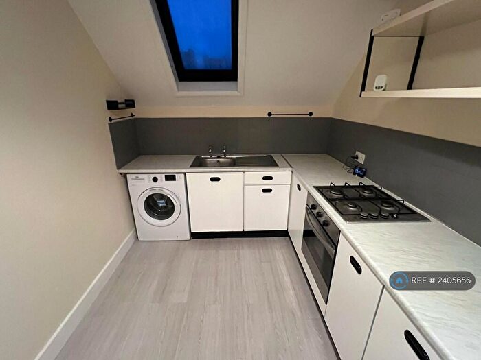 1 Bedroom Flat To Rent In York Road, Southend-On-Sea, SS1