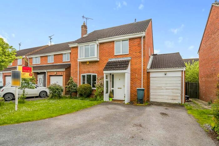 4 Bedroom Detached House To Rent In Feather Wood, Westlea, SN5