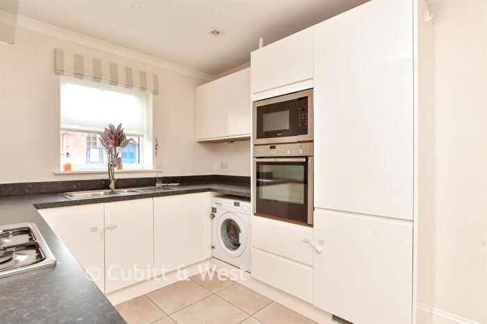 3 Bedroom Terraced House For Sale In Allingham Road, Reigate, Surrey, RH2