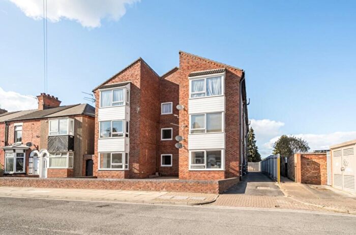 1 Bedroom Flat For Sale In Flat Torrington Gardens Torrington Street, Grimsby, DN32