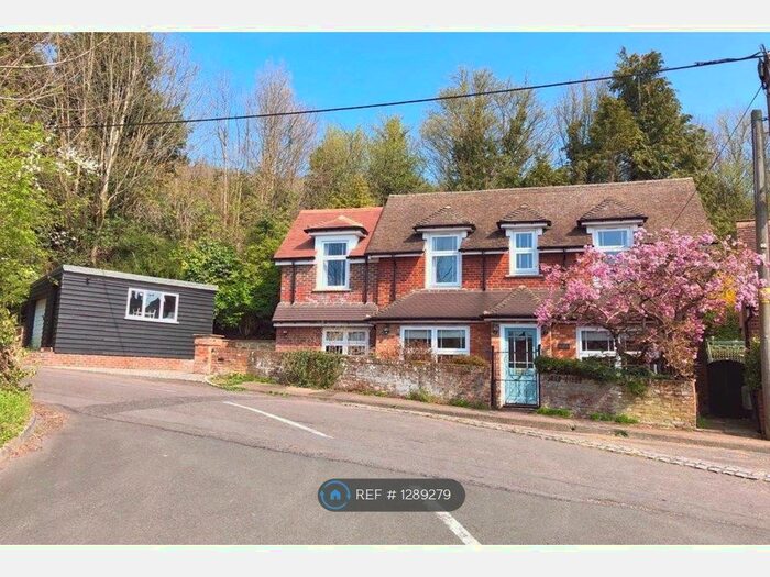 3 Bedroom Detached House To Rent In Old London Road, Sevenoaks TN15