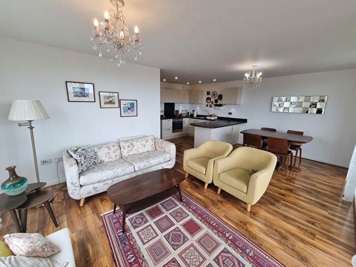 2 Bedroom Apartment To Rent In Mason Way, Park Central, B15