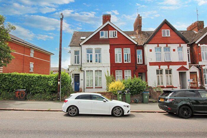 1 Bedroom Flat To Rent In Bicester Road, Aylesbury, HP19