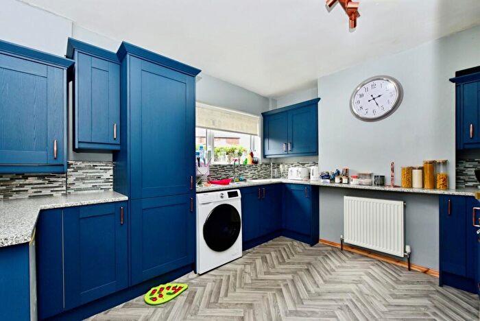 2 Bedroom Semi-Detached House For Sale In Thornbridge Way, Sheffield, South Yorkshire, S12