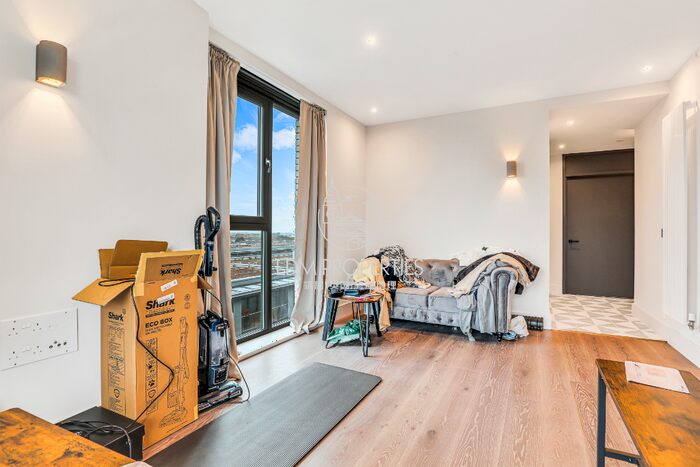 1 Bedroom Apartment To Rent In *August '* Windsor Square, Royal Arsenal, SE18