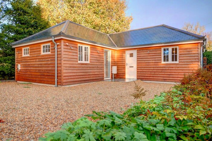 2 Bedroom Detached Bungalow For Sale In The Strait, Boreham Street, BN27