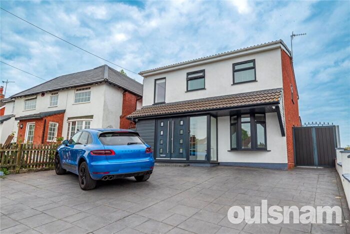 4 Bedroom Detached House To Rent In Old Birmingham Road, Marlbrook, Bromsgrove, Worcestershire, B60