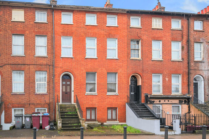 5 Bedroom Terraced House For Sale In Oxford Road, Reading, Berkshire, RG1